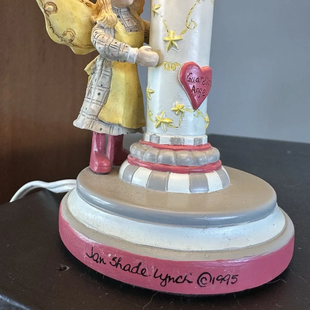 VTG Mini Guardian Angel Lamp Jan Shade Lynch 7